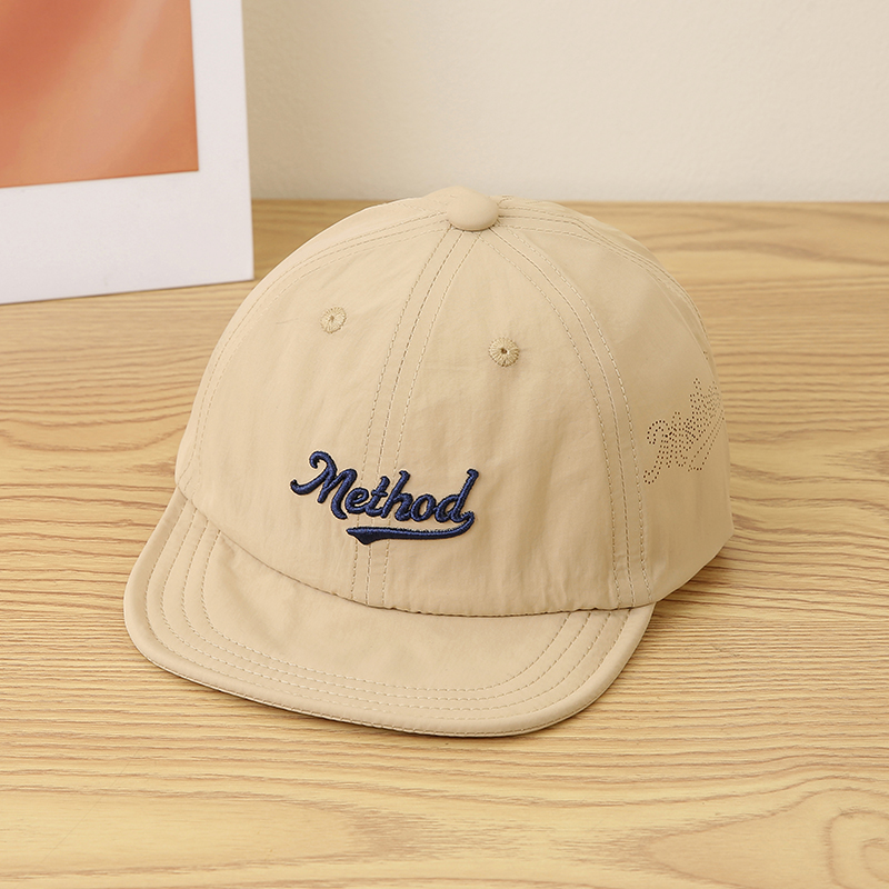 Embroidery Letter - Méthode : Chapeau de baseball pour