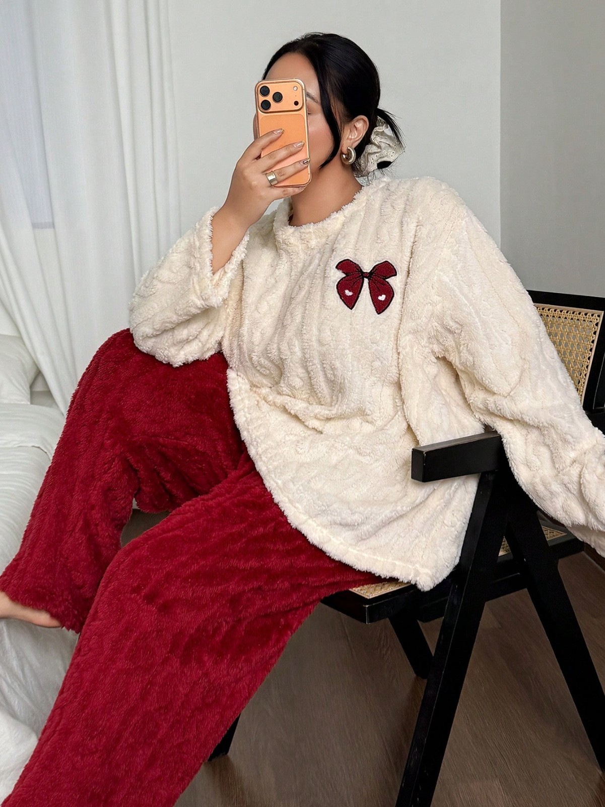 Embroidery Red - Pyjama en flanelle épaisse pour femme,