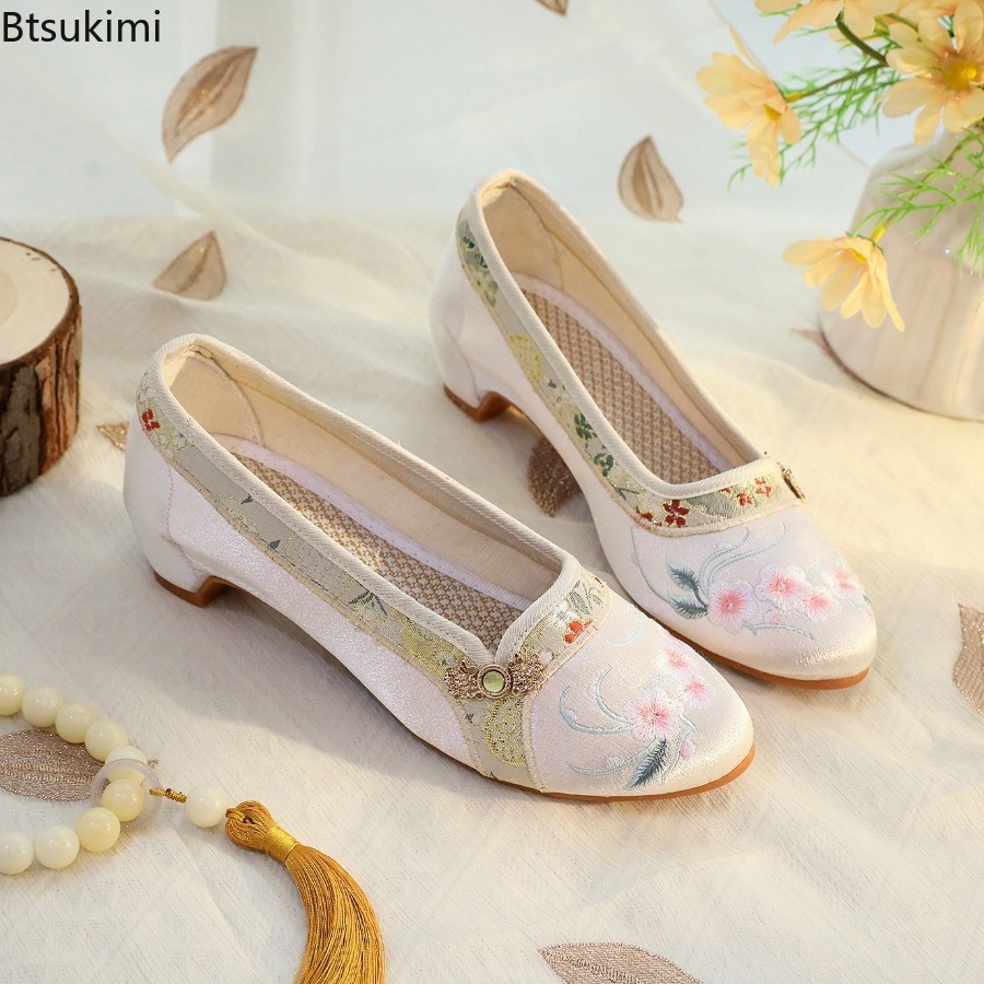 Nouvelles Chaussures pour Femm - Embroidery Fabric avis et prix