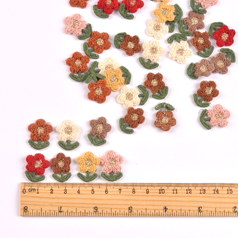 Lot de 10 appliques de fleurs  - Embroidery Letter M avis et prix