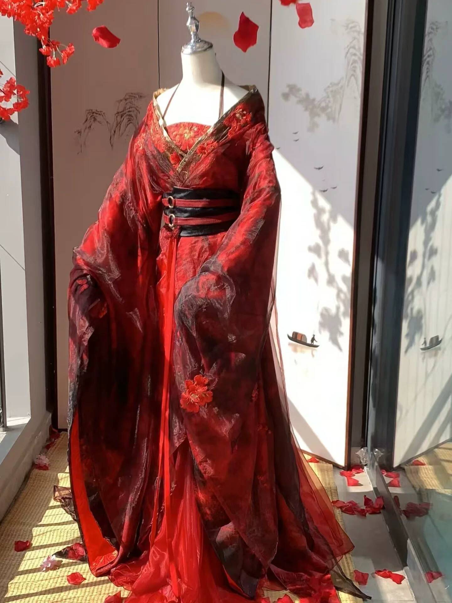 Nouvelle Robe Hanfu Rouge Datu - Embroidery Red avis et prix