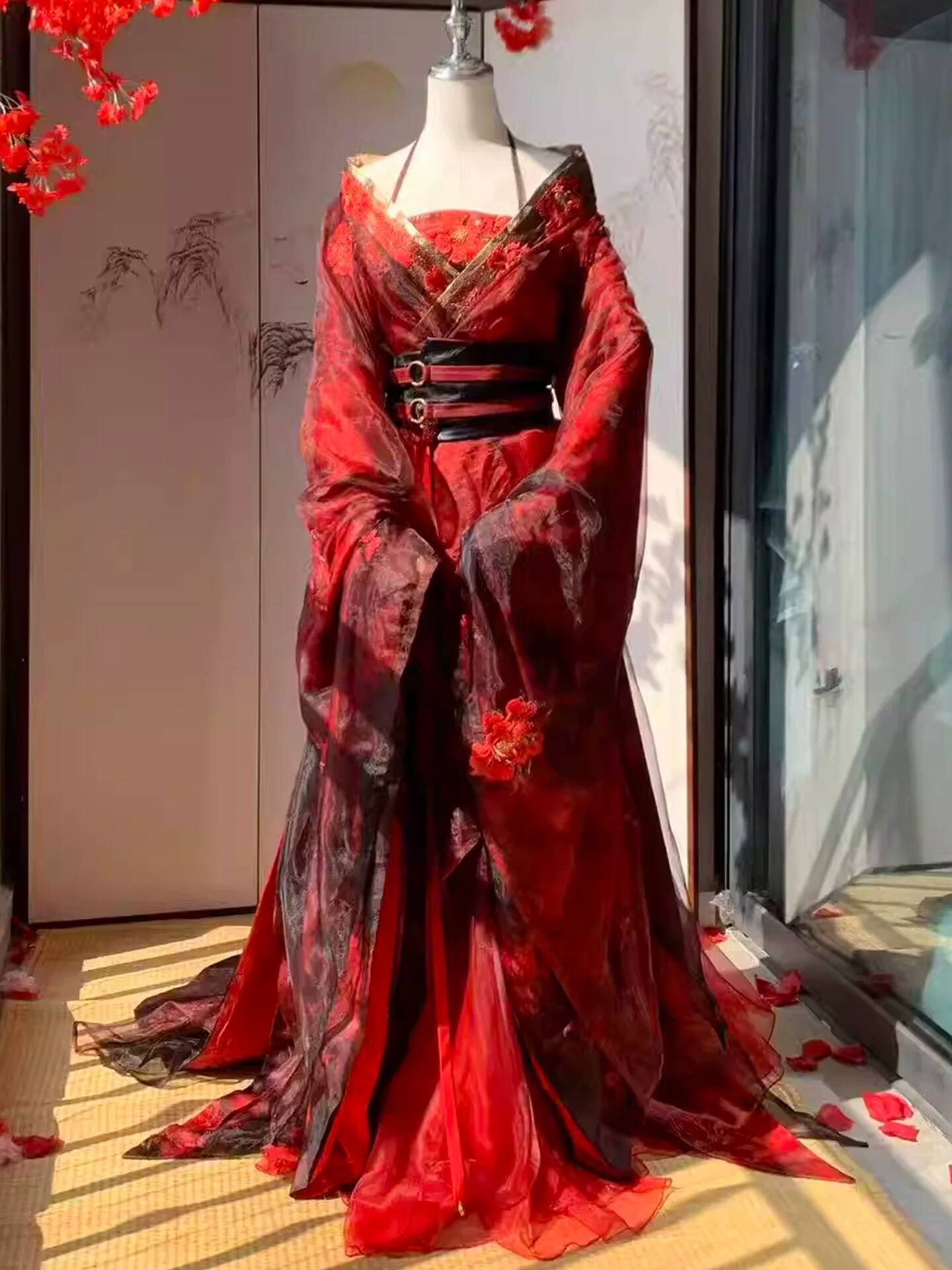 Nouvelle Robe Hanfu Rouge Datu - Embroidery Red avis et prix