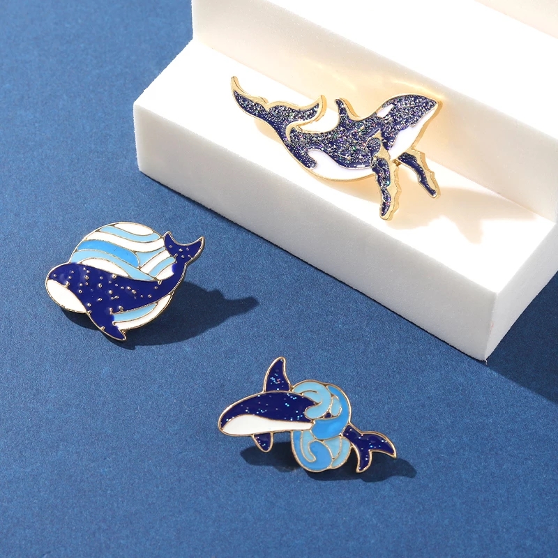 Broche en émail série baleine  - Embroidery Whale avis et prix