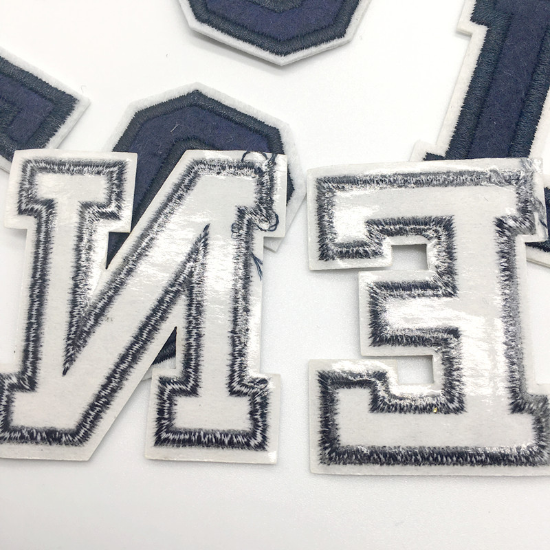 Patchs de broderie de lettre b - Embroidery Letter M avis et prix