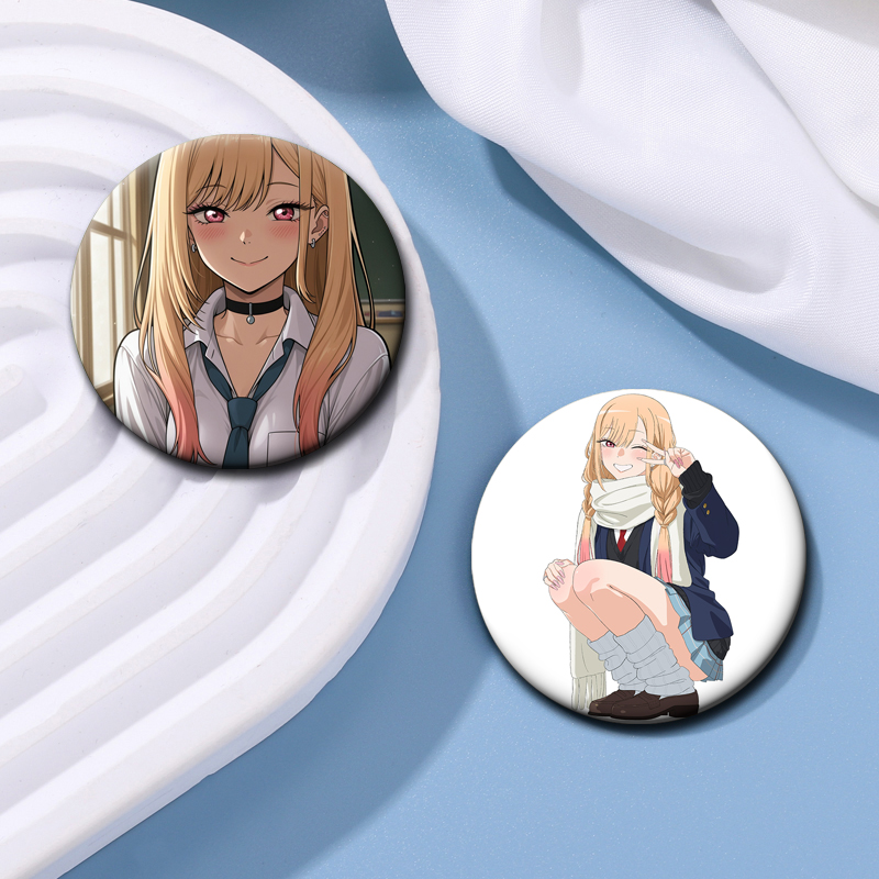 Broches émaillées Anime Figure - Embroidery Whale avis et prix